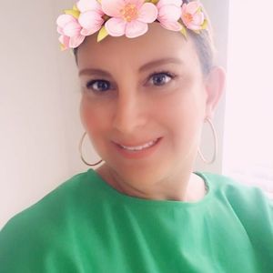 Meet your Posher, Lorna